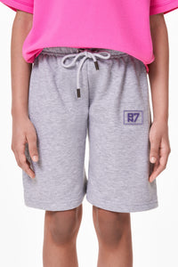 SHORTS GIRL